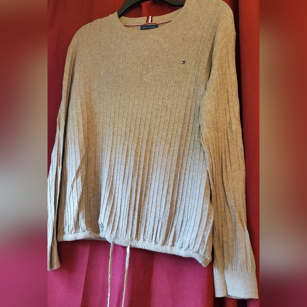 Tommy Hilfiger Women's Beige Sweater Top